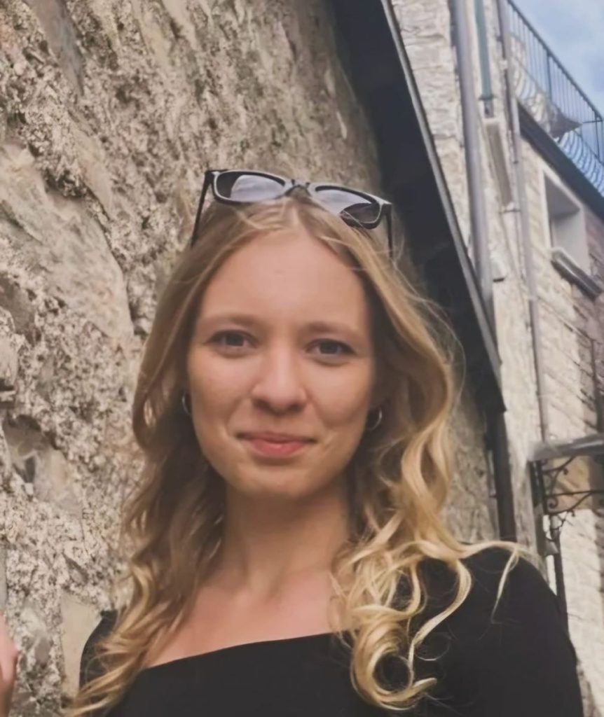 SZANYI ZSANETT